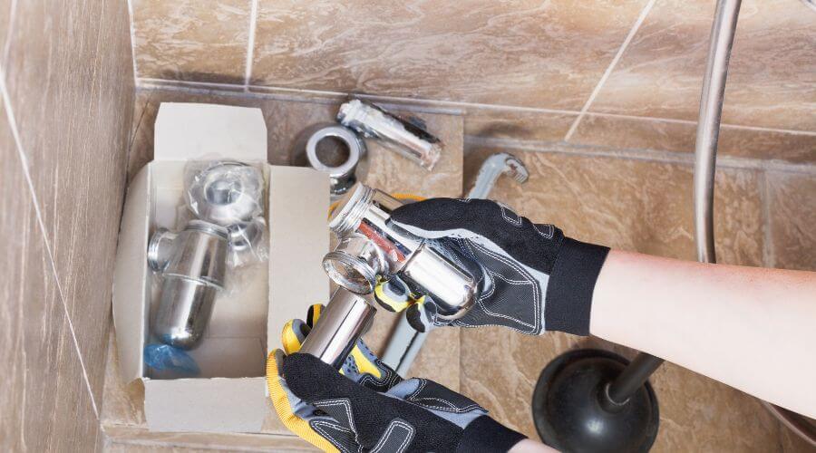 Professional gutter cleaning in Hinsdale, MA